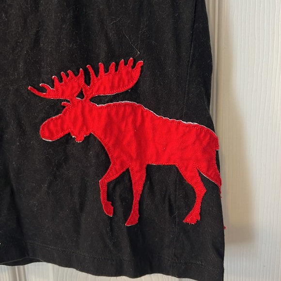 Women’s black T shirt with red moose - Picture 2 of 3